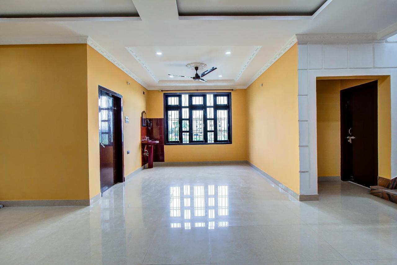 Oyo 13927 Green View Guest House Dispur Bagian luar foto